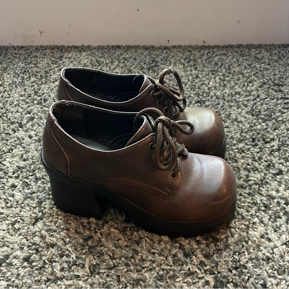 Y2K Clogs